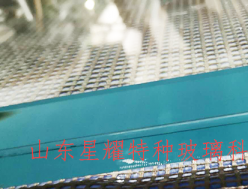 夾膠玻璃